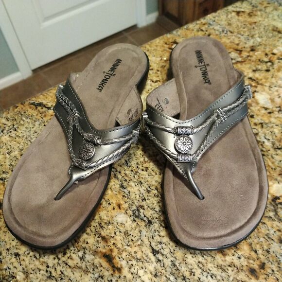 Minnetonka 5909041 Silverthorne Sandals Womens Size 9M Comfortable See Pics - Picture 3 of 8